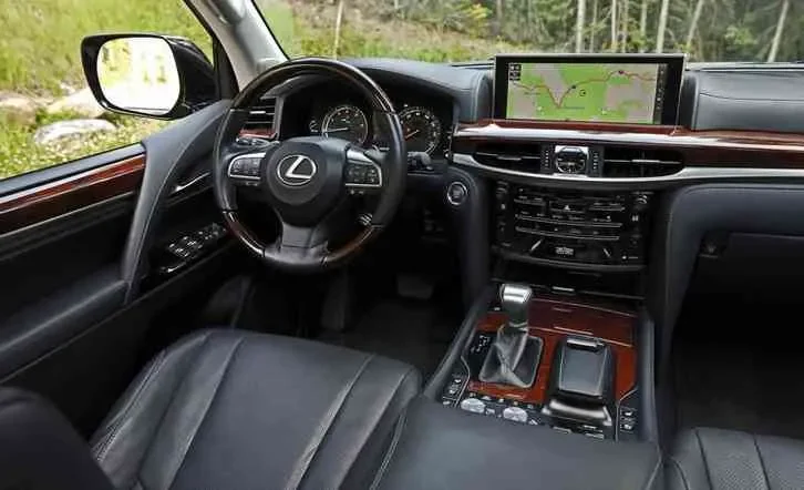 Lexus LX 600 VIP