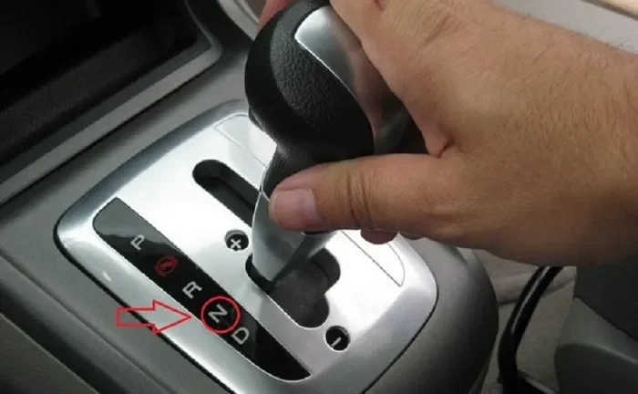 Các Lỗi Thường Gặp Khi Lái Xe Ô Tô Số Tự Động