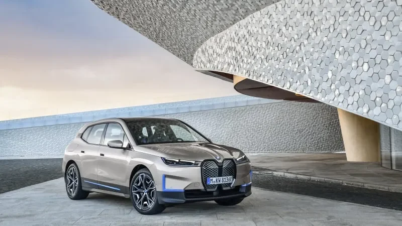 BMW iX iDrive40 (2025)
