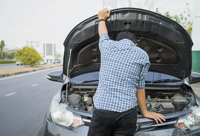 Cách Xử Lý Khi Xe Ô Tô Bị Chết Máy Giữa Đường